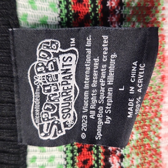 NWT SpongeBob SquarePants Women's sz L Button Down Christmas Sweater - Picture 2 of 5